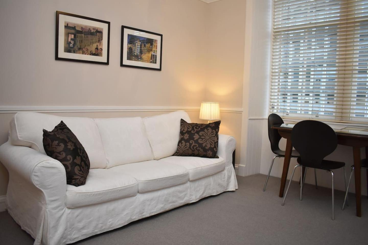 West Port - 2Br In The Heart Of The Old Town Just Off The Grassmarket Εδιμβούργο Εξωτερικό φωτογραφία