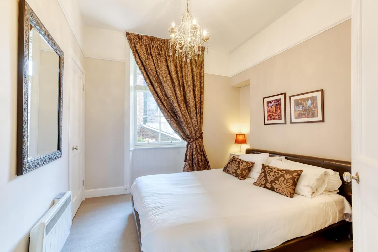 West Port - 2Br In The Heart Of The Old Town Just Off The Grassmarket Εδιμβούργο Εξωτερικό φωτογραφία