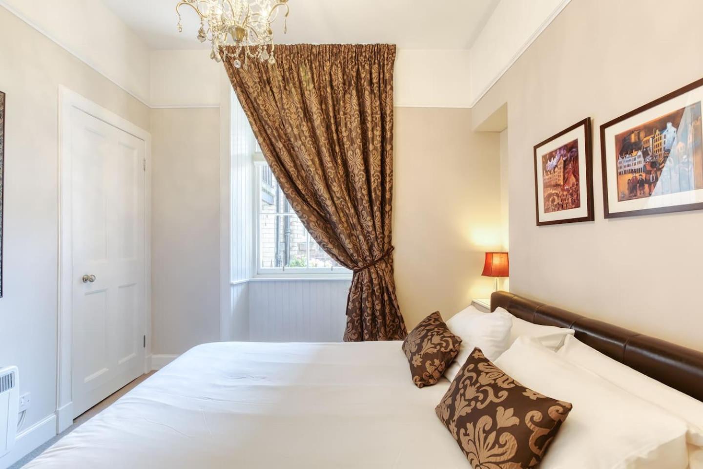 West Port - 2Br In The Heart Of The Old Town Just Off The Grassmarket Εδιμβούργο Εξωτερικό φωτογραφία