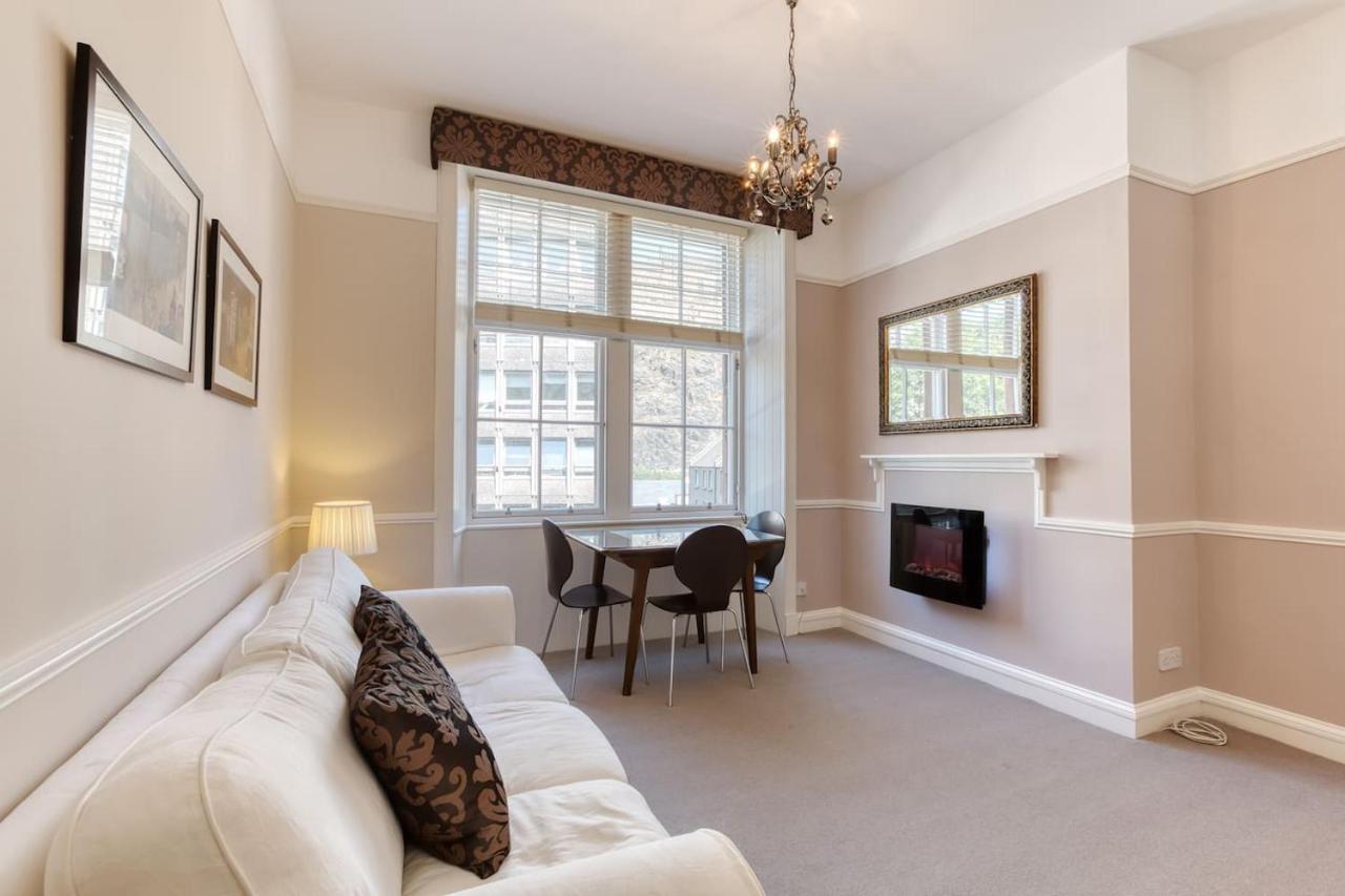 West Port - 2Br In The Heart Of The Old Town Just Off The Grassmarket Εδιμβούργο Εξωτερικό φωτογραφία